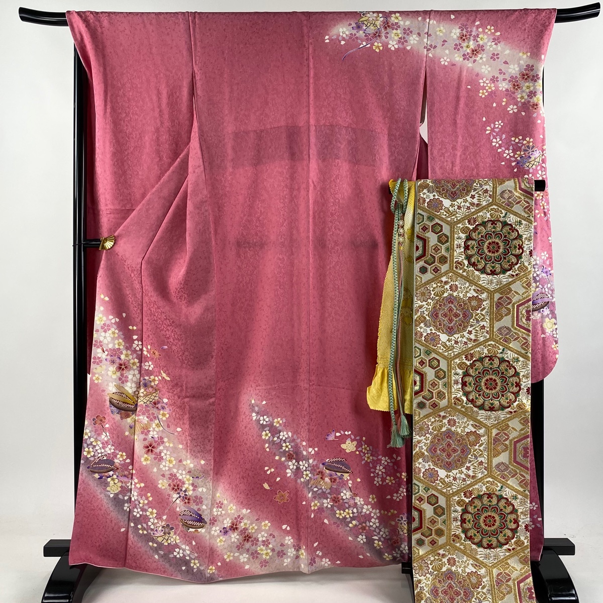 振袖 身丈164cm 裄丈70.5cm L 袷 袋帯フルセット 鈴乃屋 桜 ポックリ 箔 金糸 ピンク 正絹 名品 【中古】