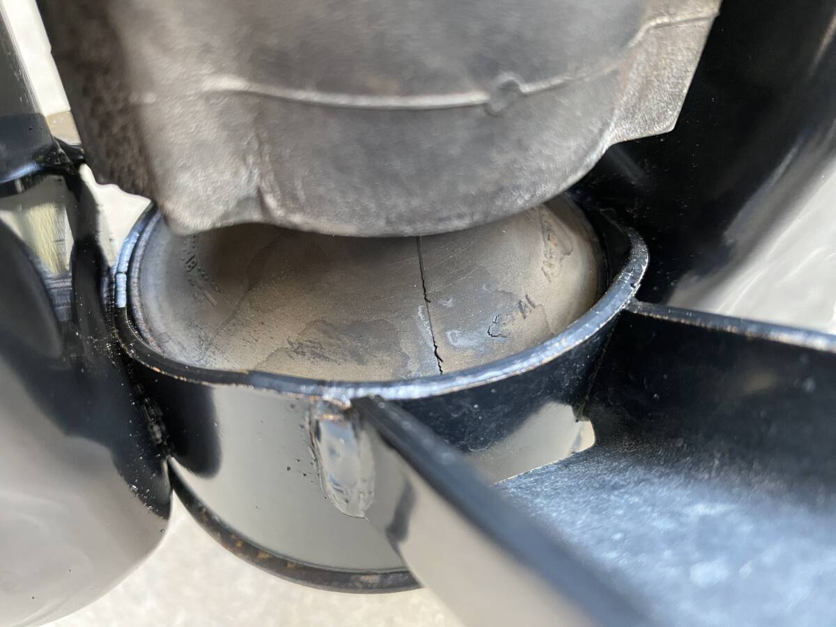 M900A　タンク　エンジンマウント　2507-3062_画像2