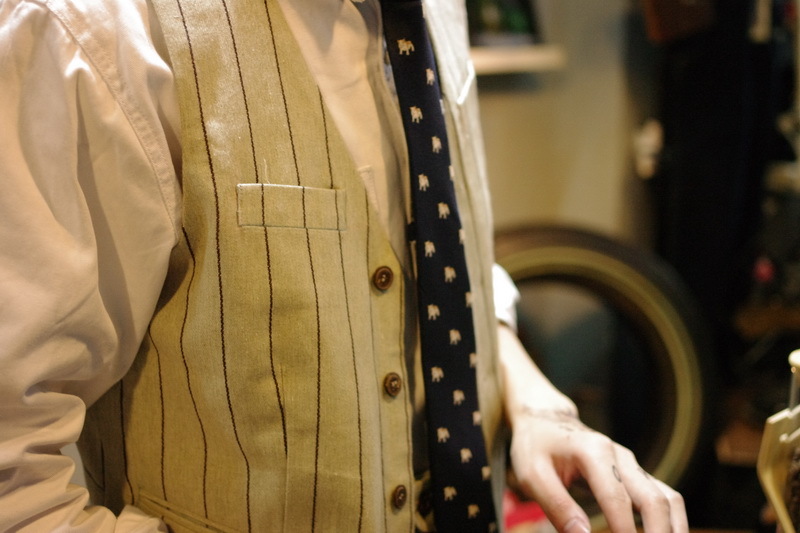 ★本格派 復(fù)刻 リネン混 ピンストライプ サマーベスト ヴィンテージ ジレ S～XL メンズ レトロ 麻 スーツ 50's 40's セットアップ★t560