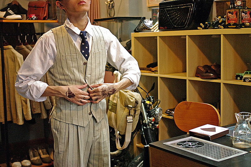 ★本格派 復(fù)刻 リネン混 ピンストライプ サマーベスト ヴィンテージ ジレ S～XL メンズ レトロ 麻 スーツ 50's 40's セットアップ★t560