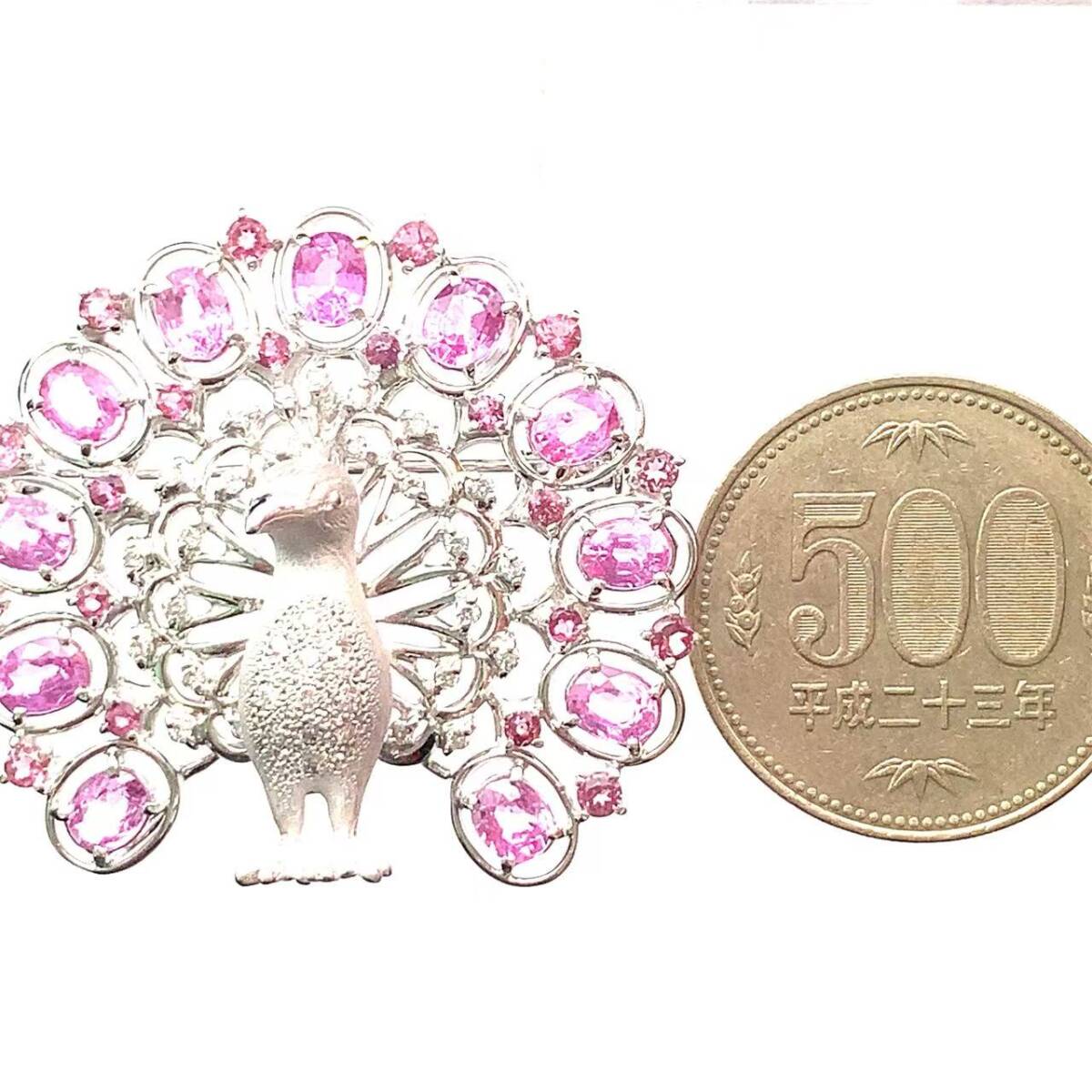 23193 クジャク ペンダント ブローチ ピンクサファイヤ 6.28ct ダイヤモンド ホワイトゴールド 18.3g_画像3