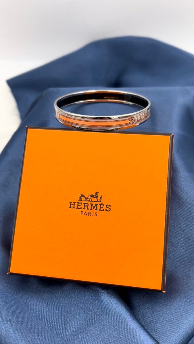 HERMES エルメス SS エマイユ バングル アクセサリー ブレスレット美品
