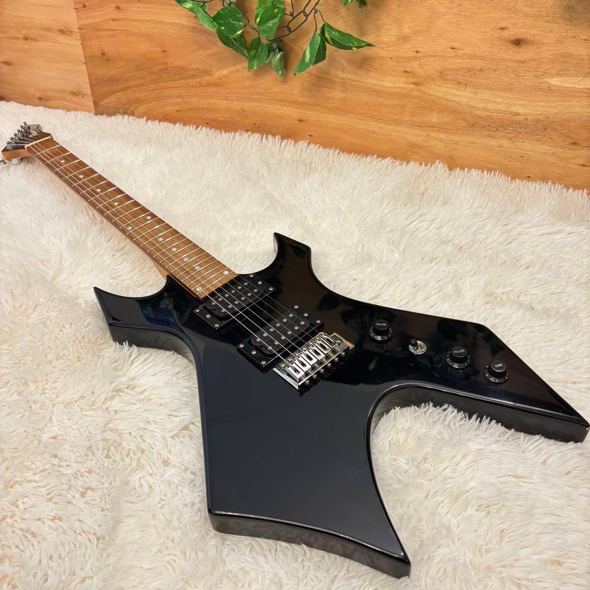 flavor フレーバー エレキギター 変形 黒 flavor フレーバー エレキギター 変形 黒|Yahoo!フリマ(旧