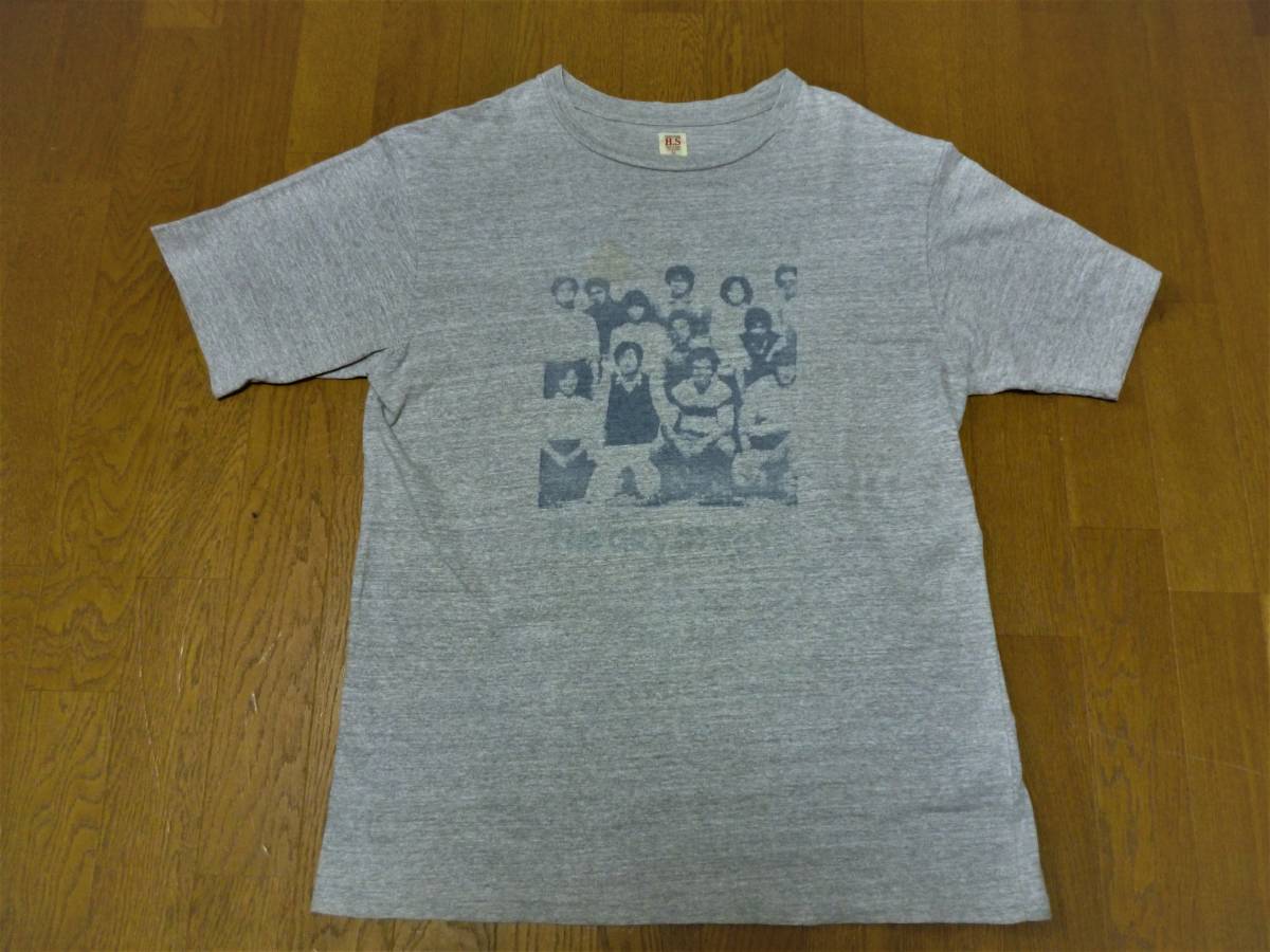 送料３７０円　★【HERITAGE STONE 】★HERITAGE STONEヘリテージストーンプリント綿１００％T-SHIRT杢グレー★Lサイズ_画像1