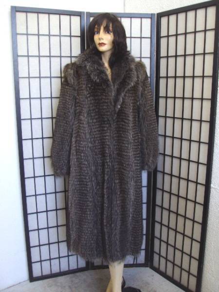 【ネット限定】 ラクーン毛皮コート&マフラー　サイズ2-4 ラクーン