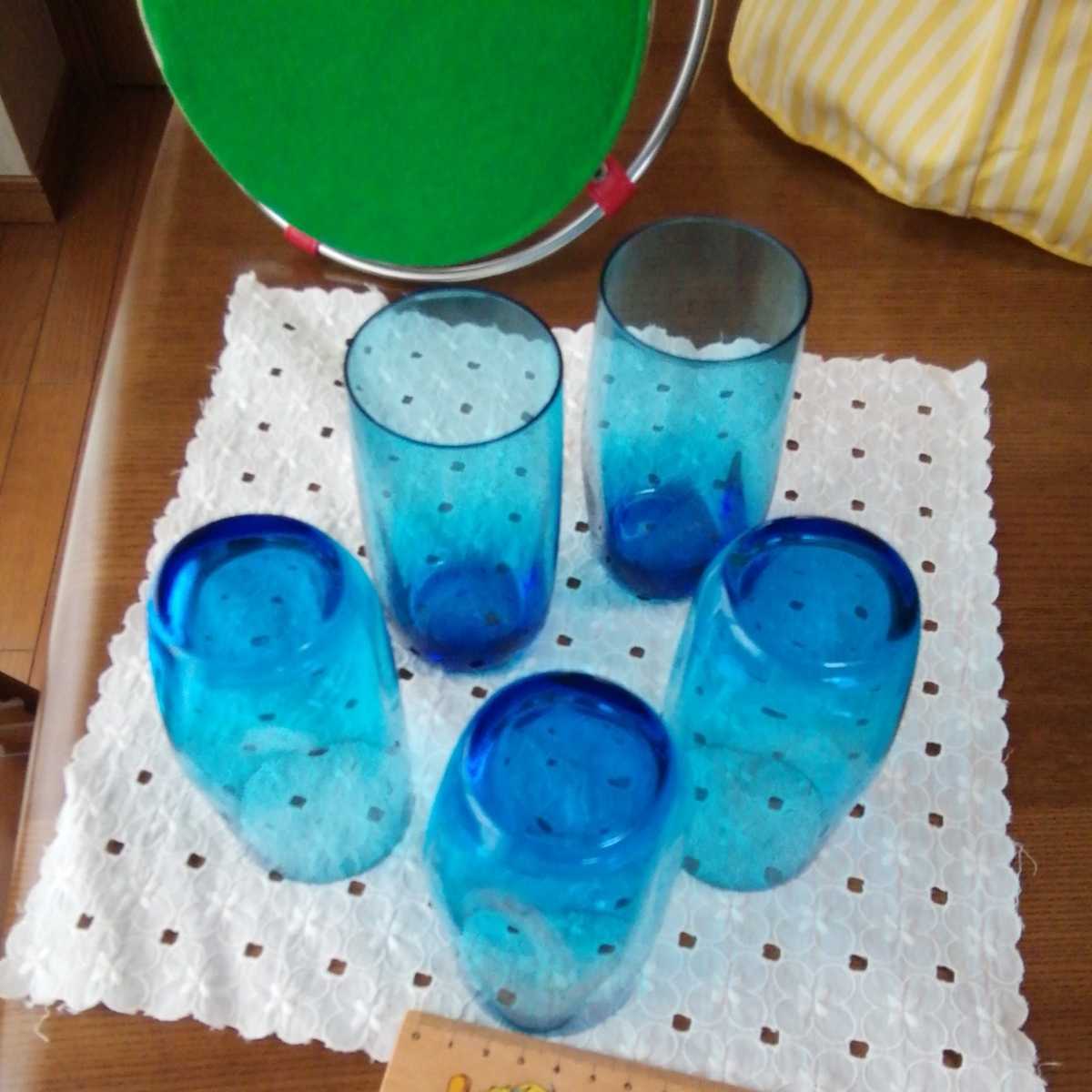 美品　ガラスコップ　５個　ブルー　持ち手付きトレイ　カバー付き　未使用　_画像8