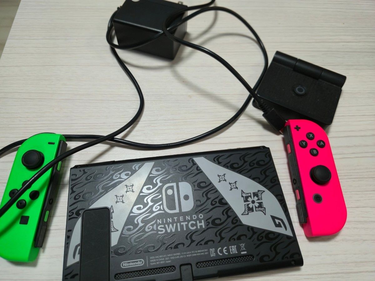 Nintendo Switch 本体のみ バッテリー強化版 2021年 モンハン モンハンライズ モデル】Nintendo Switch 新型 本体のみ