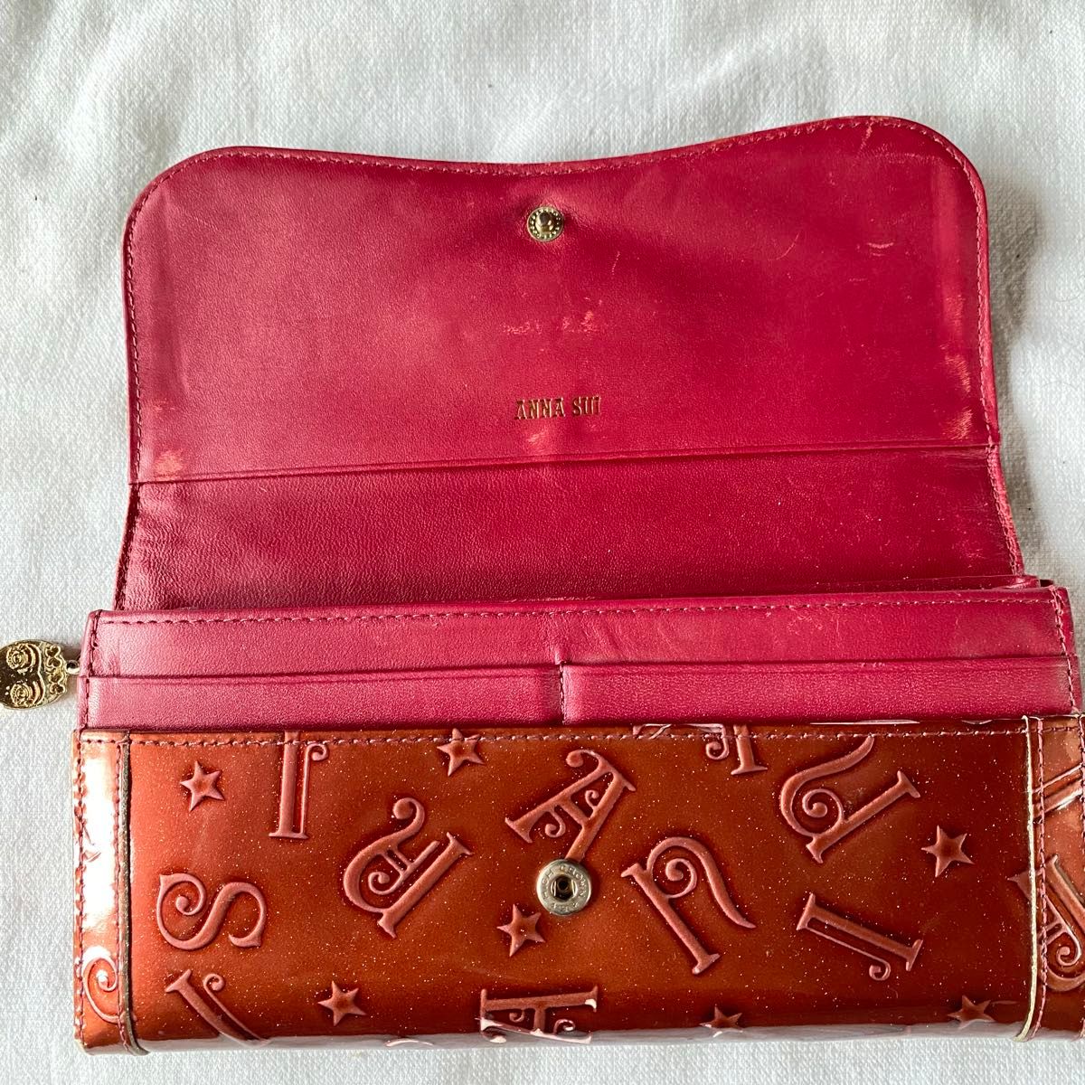 maimi 新品 ANNA SUI アナスイ 長財布 赤 レッド 牛皮 ANNA SUI アナスイ 二つ折り財布 長財布 ワインレッド|Yahoo