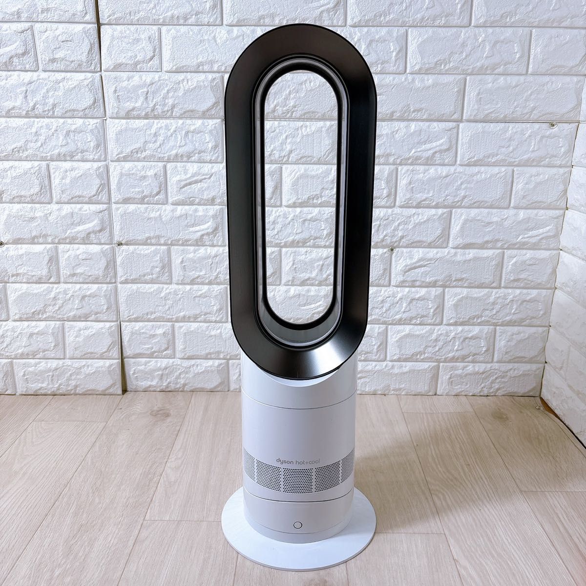 【ほぼ未使用】Dyson ホット&クール AM09 2024年製 羽根なし Dyson ダイソン AM09 羽なし扇風機 Hot+Cool 2024年製|Yahoo