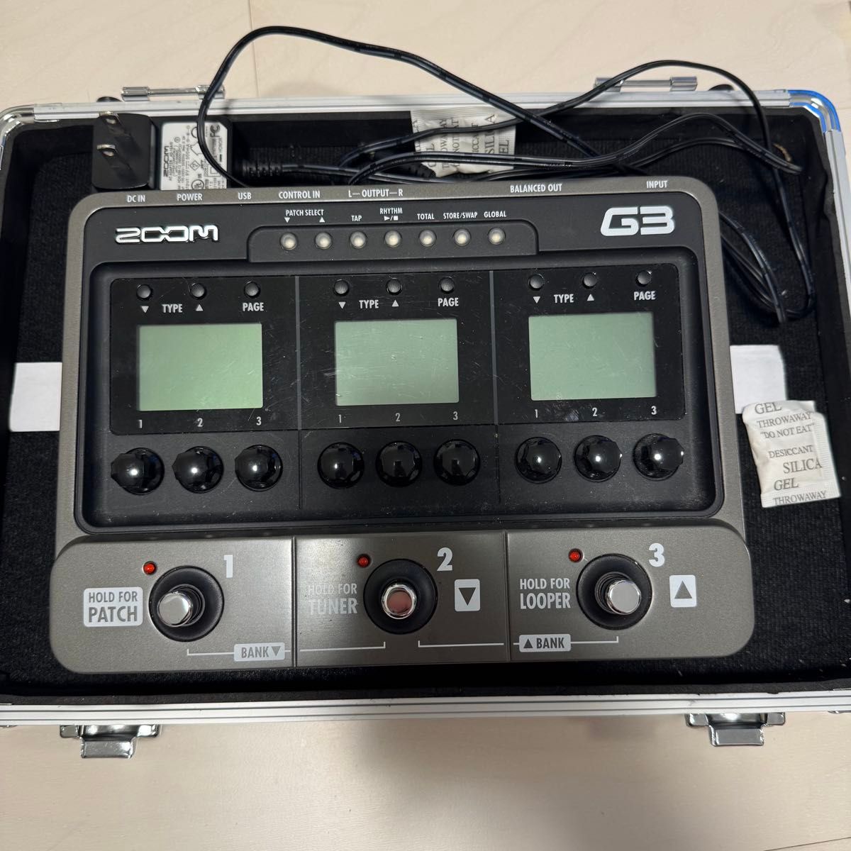 ZOOM G3 マルチエフェクター 箱 アダプター付 ZOOM G3 マルチエフェクター 箱 アダプター付 ZOOM G3 マルチ