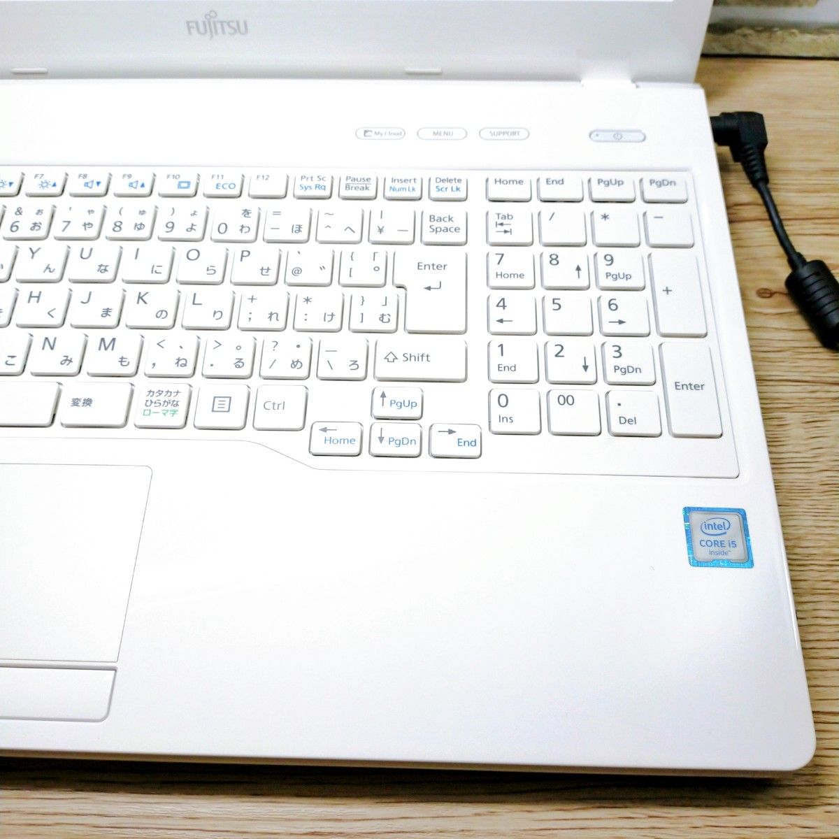 美品がいいね✨️可愛い白のノートパソコン✨️Windows11☆ブルーレイ付き 美品がいいね 可愛い白のノートパソコン Windows11 ブルーレイ