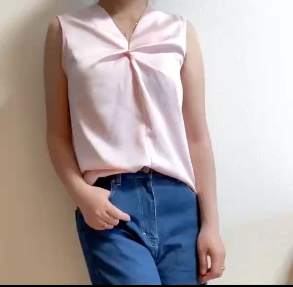 N.s Vネックブラウスノースリーブ ブラウス シャツ オフィス エレガント フロントツイスト夏服 M