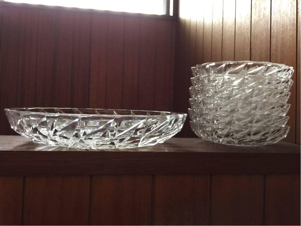 クリスタルガラス　食器　大皿　サラダプレート1枚取り皿6枚 計7点セット ヴィンテージ　美品_画像3