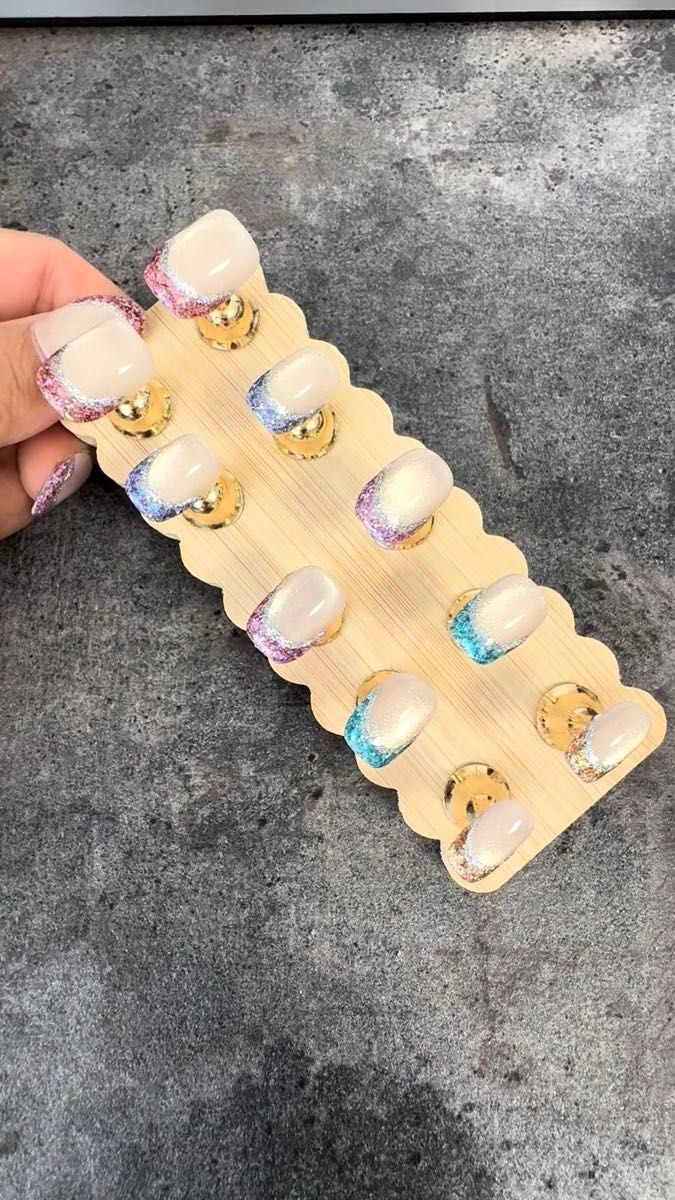 *フレンチマグネット 彩* ハンドメイド マグネットジェルネイルチップ Sサイズ ショートスクエア【現品販売】