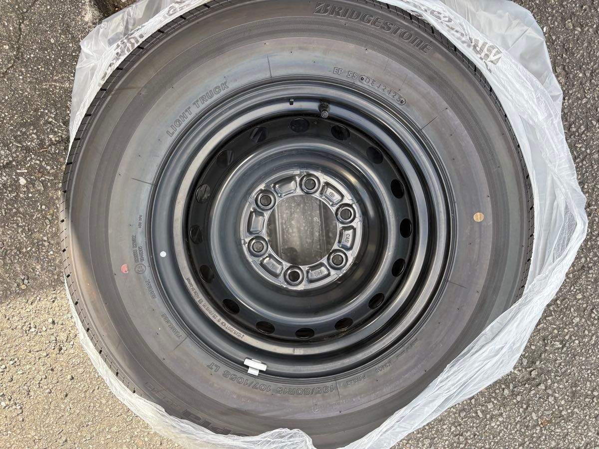 ハイエース 新車外し 4本 送料込み ハイエース 純正タイヤホイールセット 新車外し 4|Yahoo!フリマ