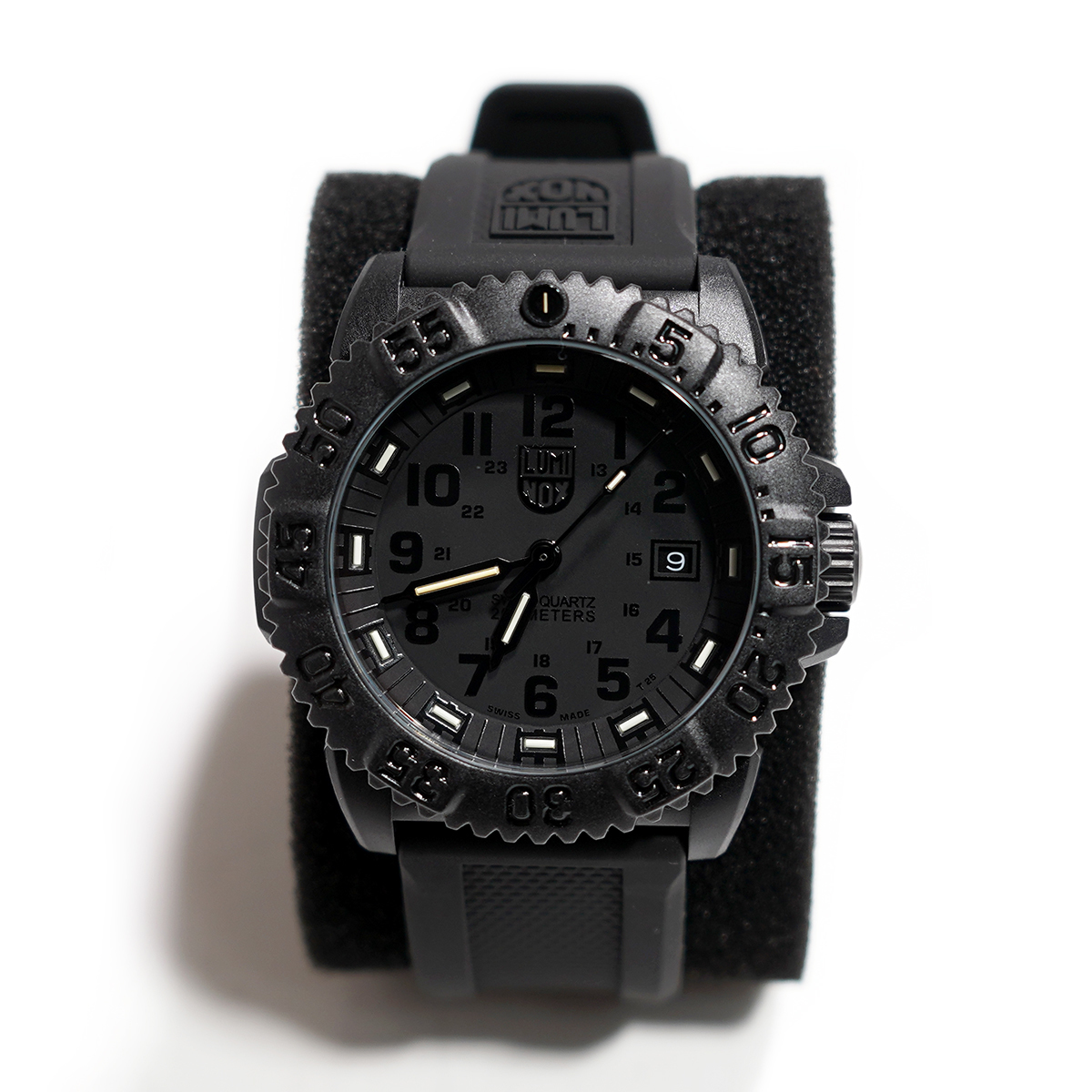 新品本物 USA購入】 Luminox ルミノックス  ネイビーシールズ カラーマーク Ref.3051BO  ブラック T25 腕時計  ミリタリー ウォッチ