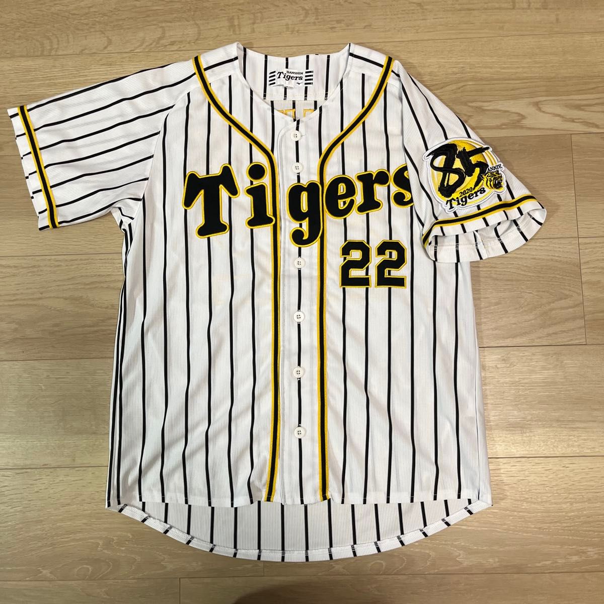 阪神タイガース 藤川球児 レプリカ ユニフォーム(ホーム) Sサイズ 阪神タイガース 藤川球児 刺繍ユニフォームホームユニフォーム