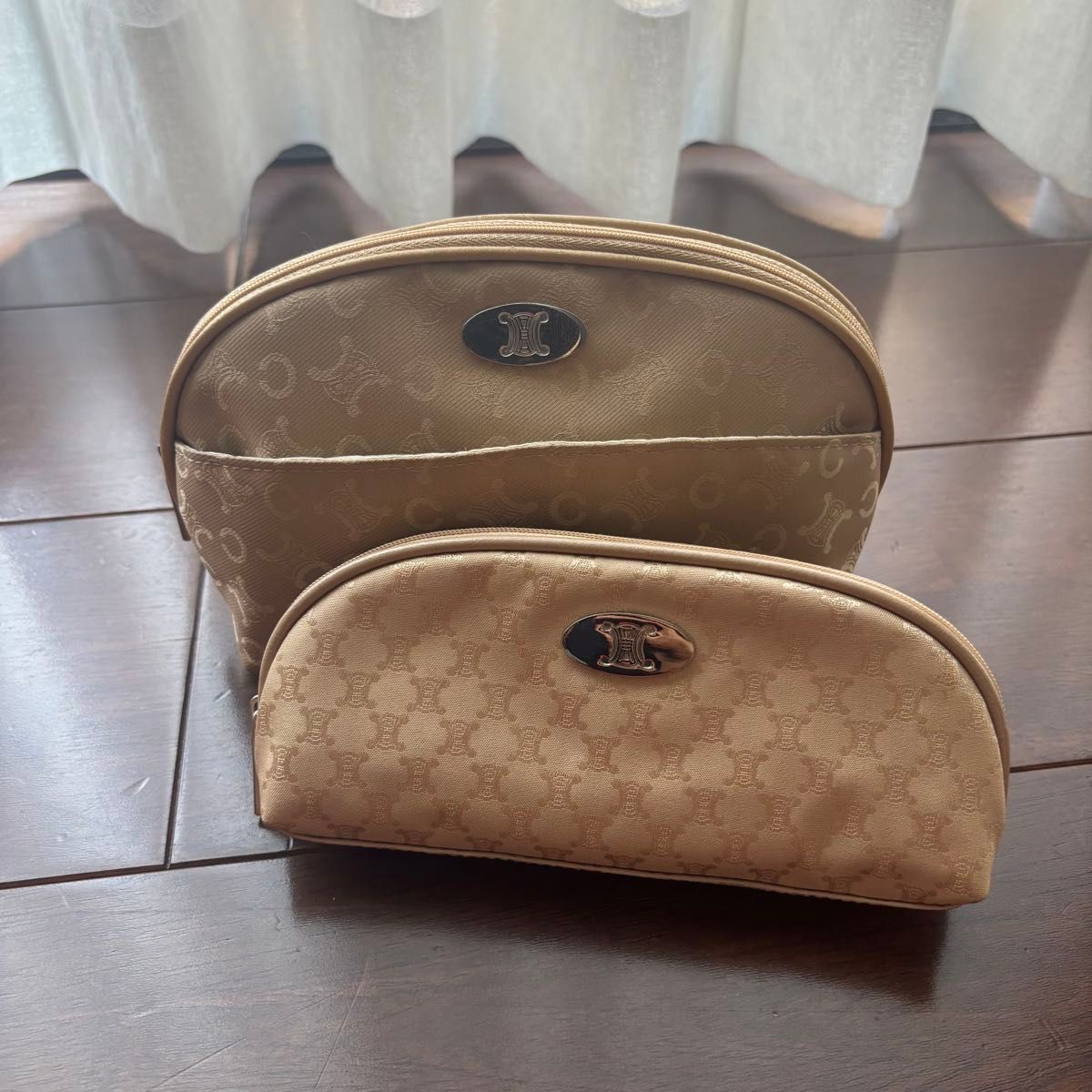 瑠衣@緊急のメッセージ以外は不要ですCELINE マカダム 化粧ポーチ Celine セリーヌ 化粧 ポーチ ベージュ マカダム トリオンフ
