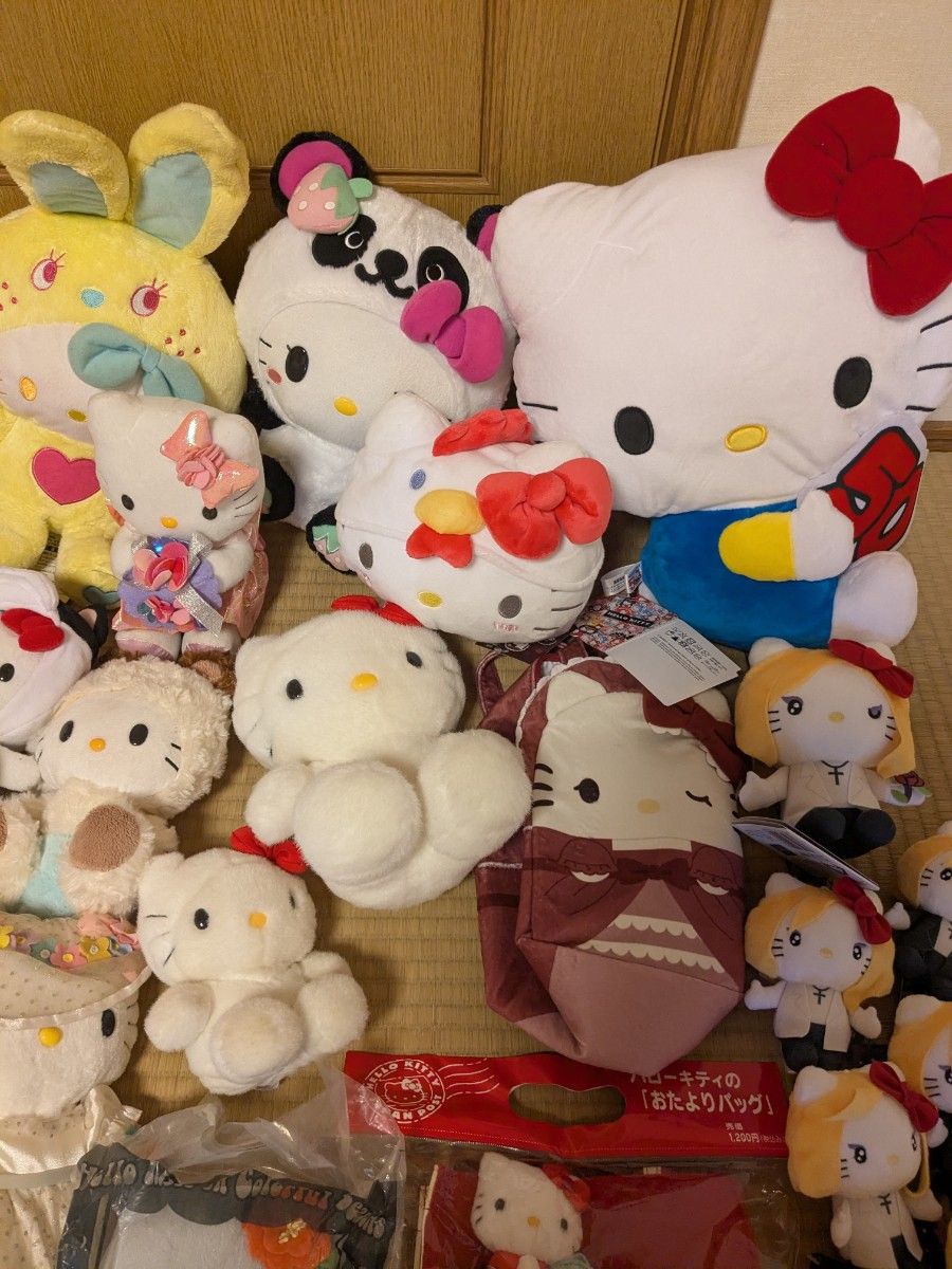 キティ ご当地 ハッピーセット ぬいぐるみ ピンバッジ ヨシキティ 大量 まとめ ハローキティ キティ ぬいぐるみ 雑貨 ご当地 ピンバッジ