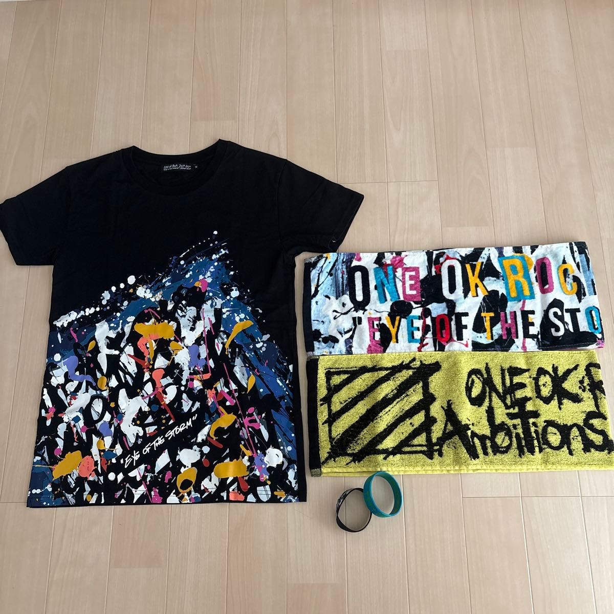 ONE OK ROCK Tシャツ タオル ライブグッズ 3点セット ワンオク ONE OK ROCK ツアーTシャツ、タオル、ラバーバンド3点