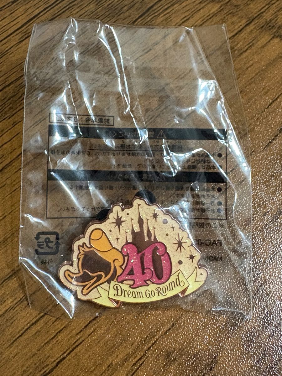 ディズニー ドナルドダック 70周年 ピンバッジ 2004 TDR 40周年 ドナルドダック ピンバッジ 未使用|Yahoo!フリマ