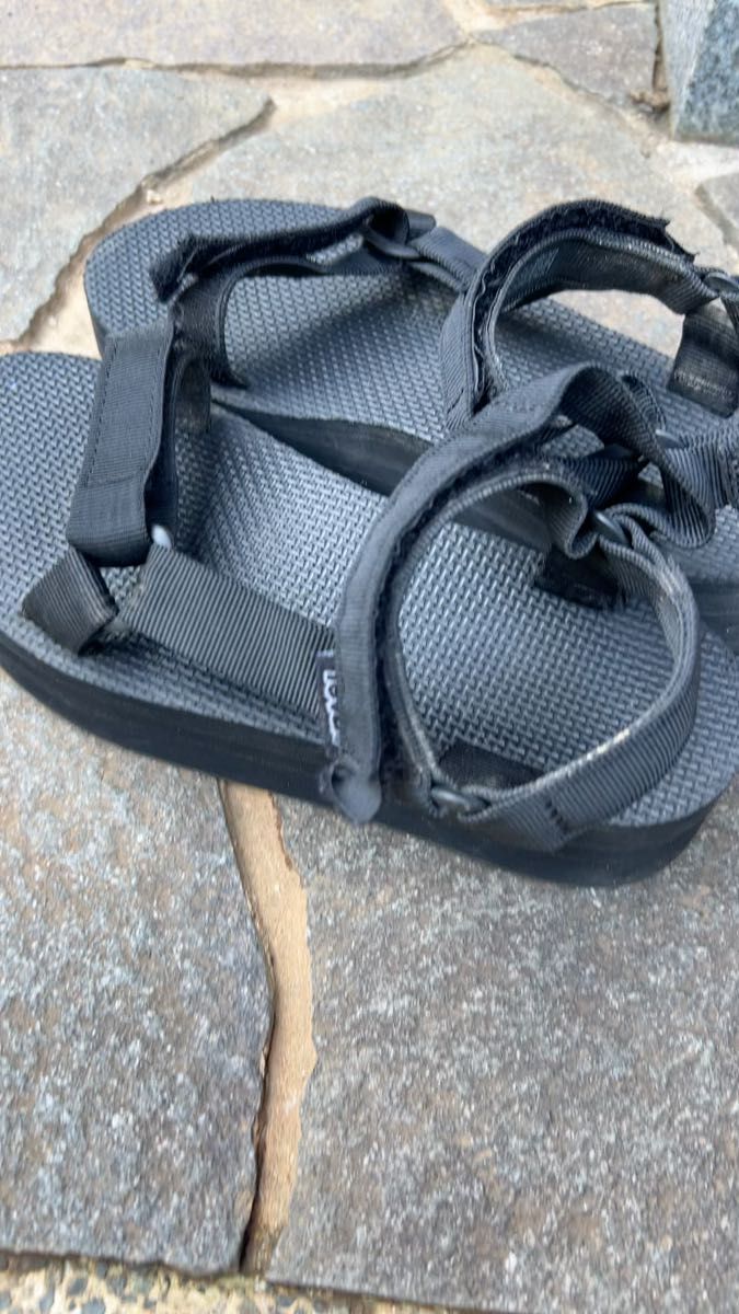 TEVA 厚底 25cm 黒