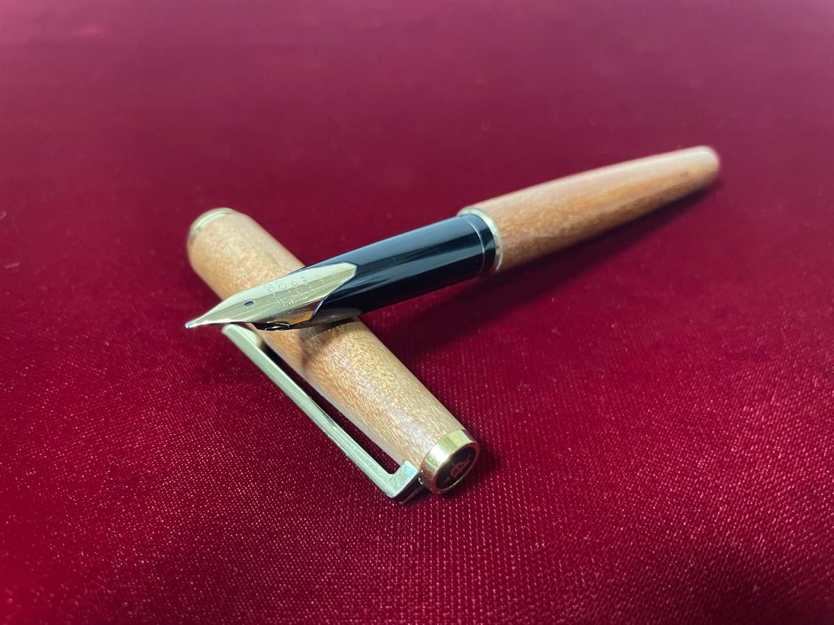 極美品 1972年製 初代 高級天然 イタヤカエデ 大型18K パイロット 極美品 1972年製 初代 高級天然 イタヤカエデ 大型18K