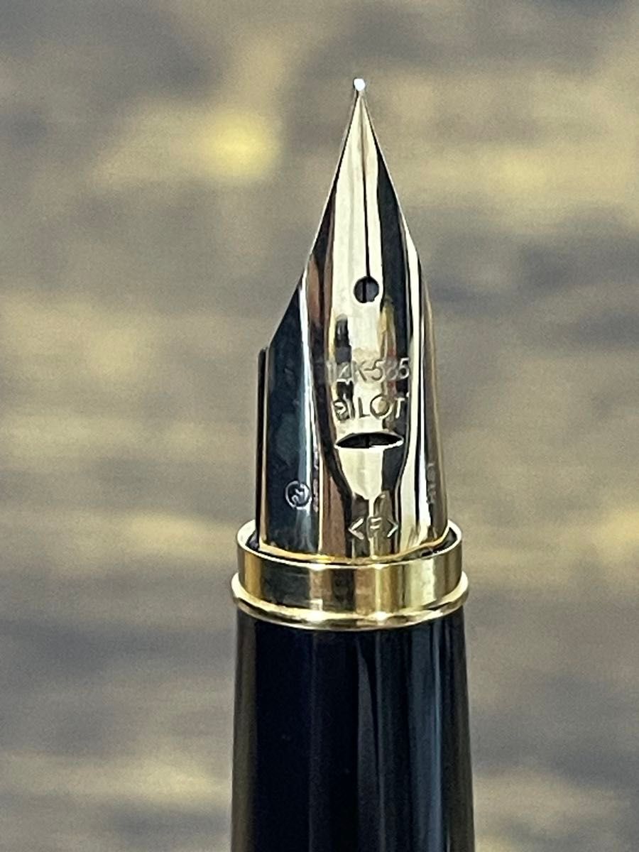 新品未使用 1981年製 シール付 パイロット グランディー 14K F 万年筆 新品未使用 1981年製 シール付 パイロット グランディー 14K F