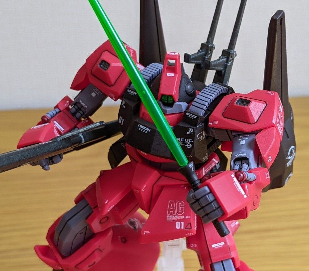 「これが若さか…」ガンプラ 完成品 1/144HGリック・ディアス(クワトロ機) これが若さか…」ガンプラ 完成品 1/144 HG リック・ディアス
