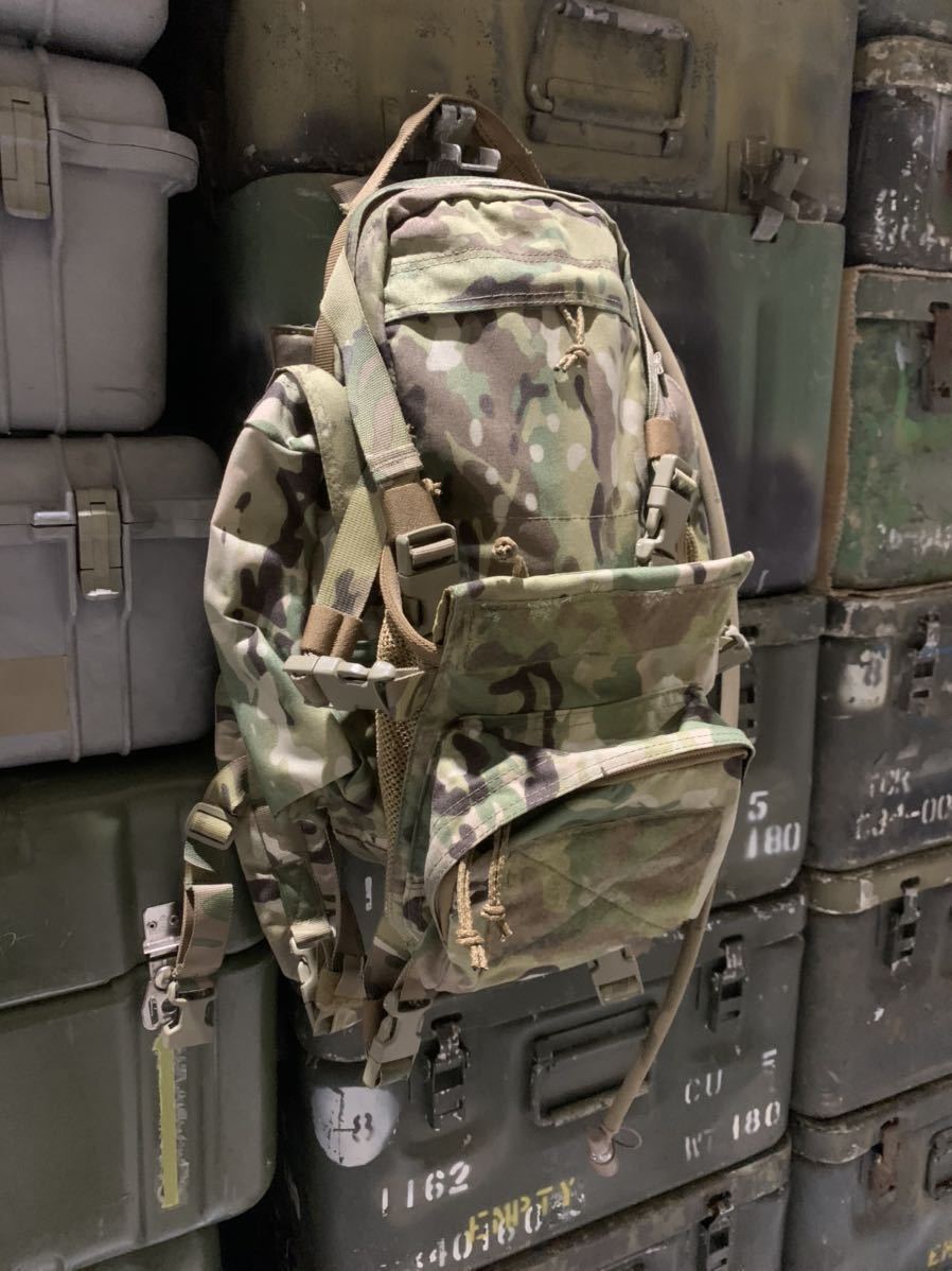 米軍 実物 放出品 新品 未使用 T3 Gear Hans Pack バックパック リュック マルチカム ハイドレーション キャンプ アウトドア SEALS 使用の画像3