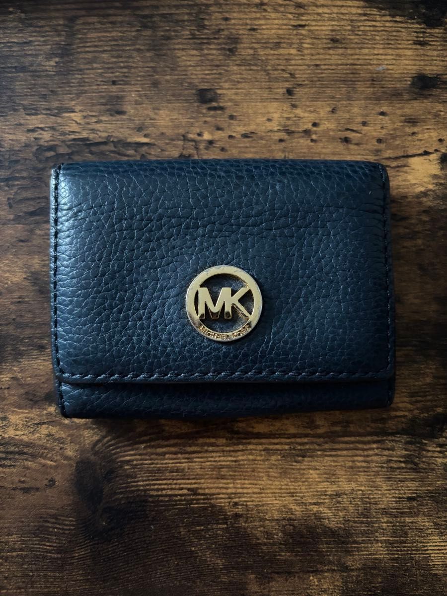 MICHAEL MICHAEL KORS ロゴ レザー 三つ折り財布 関税送料込 MICHAEL KORS 三つ折り財布 ブラック レザー|Yahoo!フリマ(旧