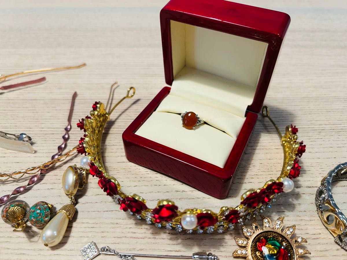 遺品整理 アクセサリー まとめ ② 遺品整理】アクセサリー ジュエリー まとめ売り②|Yahoo!フリマ