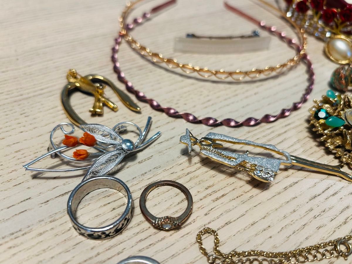 遺品整理 アクセサリー まとめ ② 遺品整理】アクセサリー ジュエリー まとめ売り②|Yahoo!フリマ