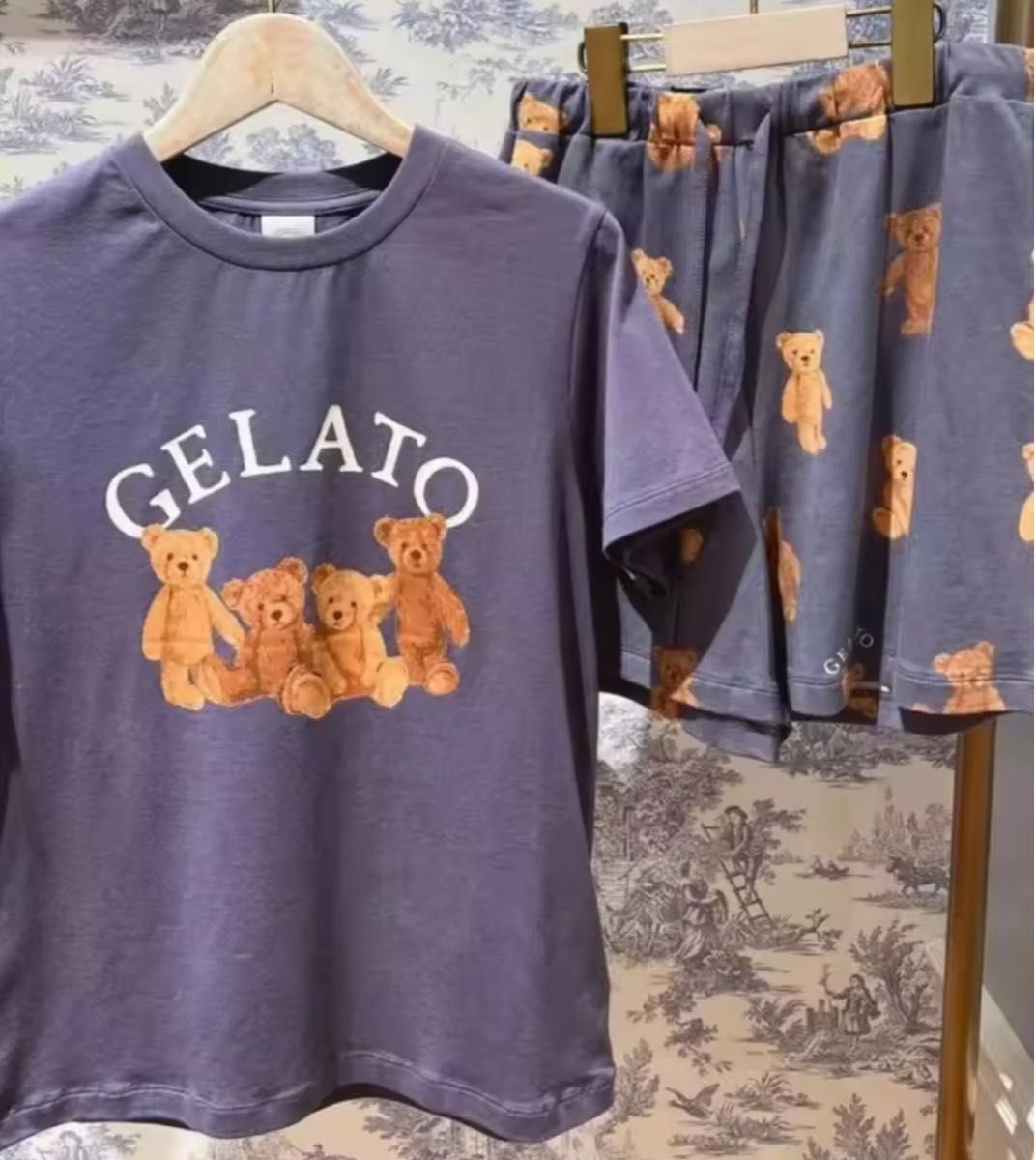 新品 未使用 ベアワンポイントTシャツ&ベア柄ショートパンツ ネイビー 新品 未使用 ベアワンポイントTシャツ&ベア柄ショートパンツ