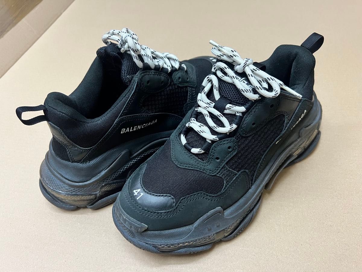 【美品】BALENCIAGA triples ブラック 41 バレンシアガ トリプルS ブラック #41 27㎝ 中古|Yahoo!フリマ