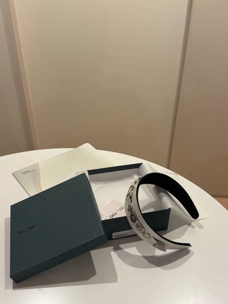 新品未使用 TOGA レザーカチューシャホワイト 白 Toga leather hair band2 White カチューシャ 白 レザー|Yahoo