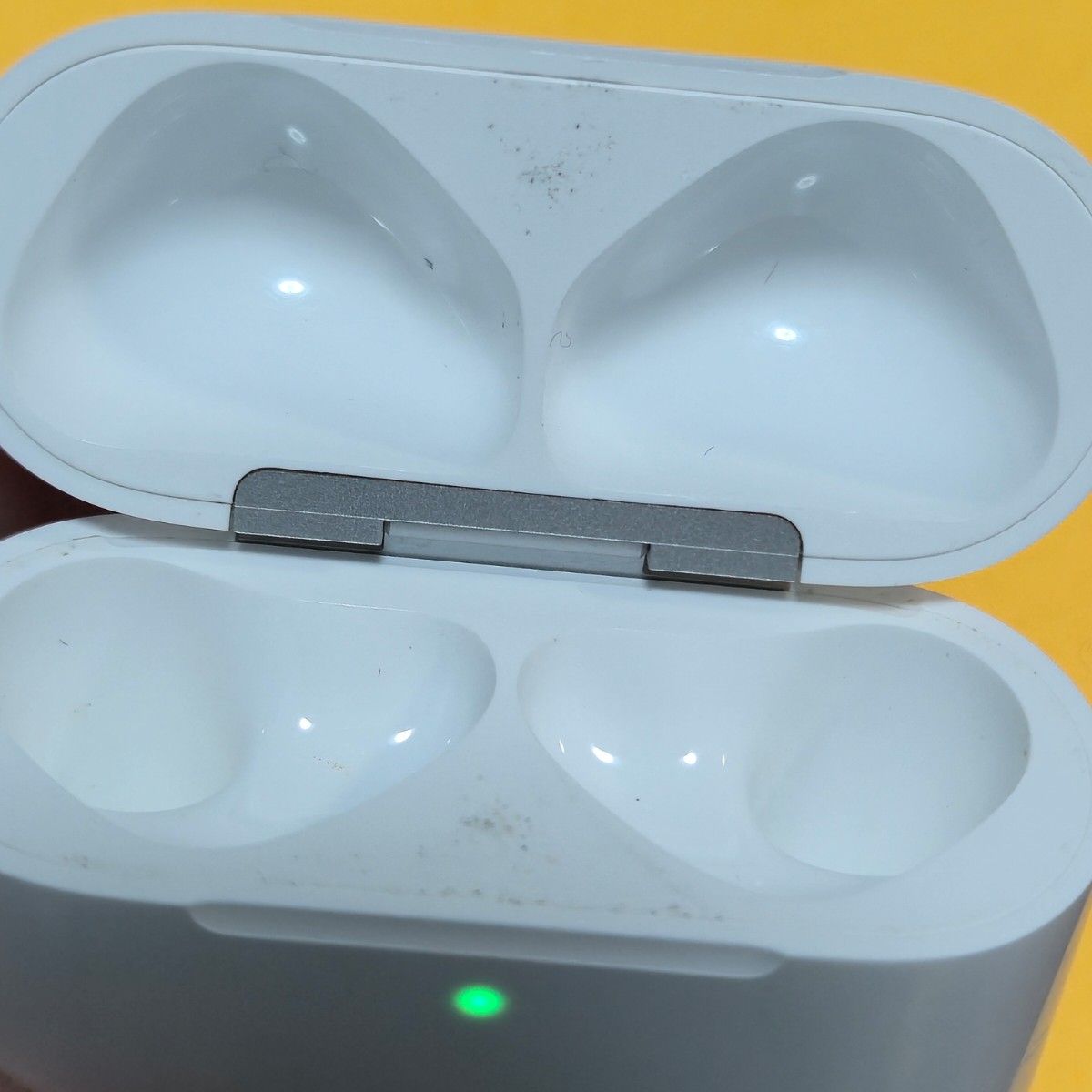 【動作確認済】AirPods第4世代 ANCなし A3058 イヤホンケース AirPods4 第四世代 ノイズキャンセリングなし 充電ケース A3058