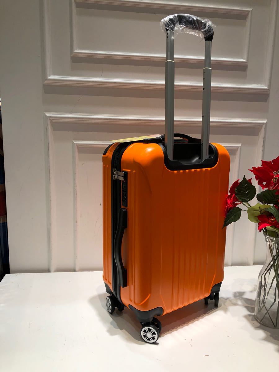 小型　軽量スーツケース　オレンジ　機内持ち込み可　Sサイズキャリーケース 静音