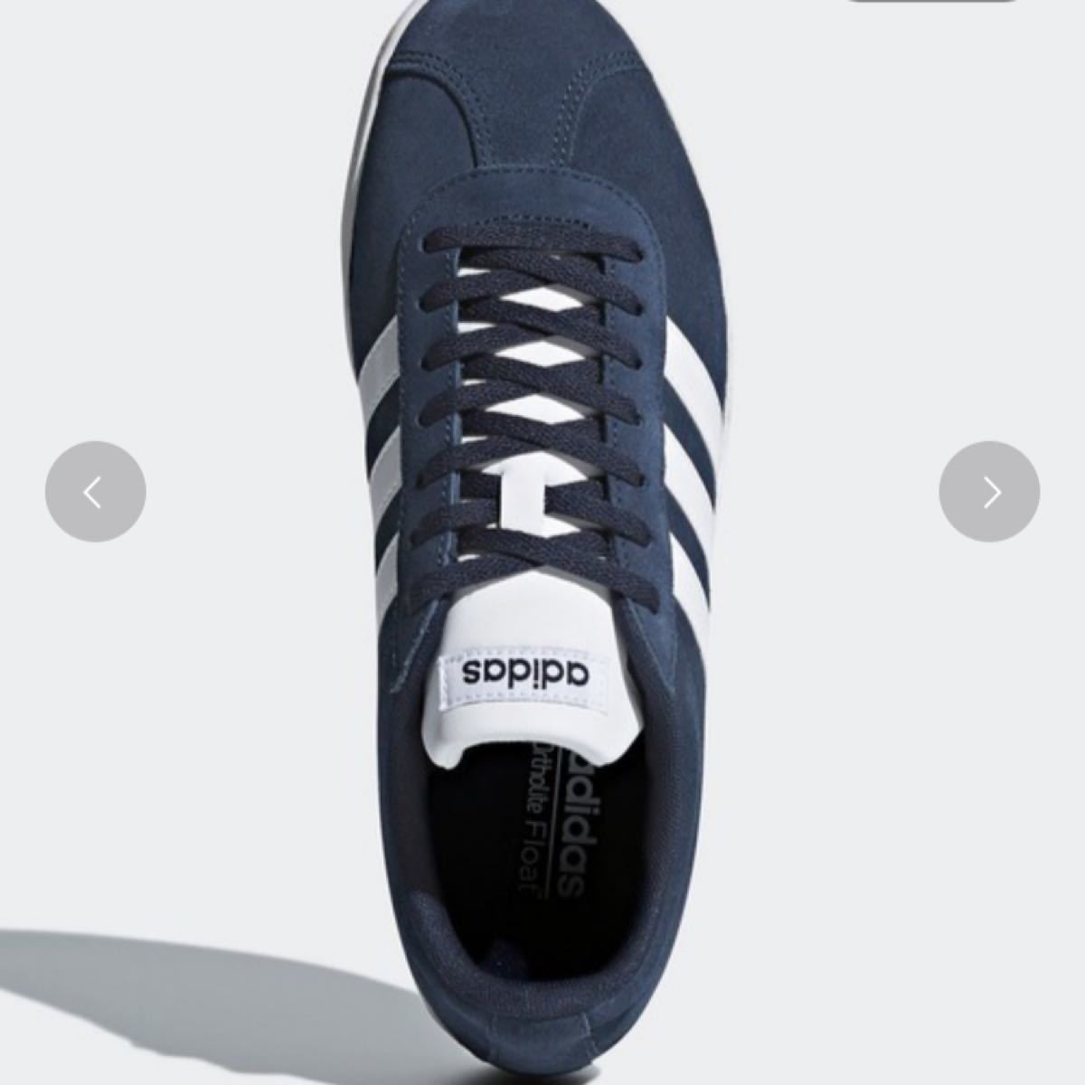 【adidas】 スニーカー