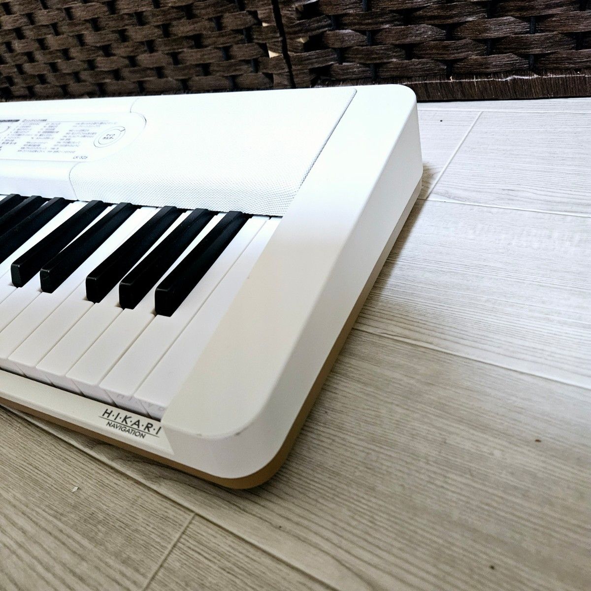 CASIO LK-526 デジタルキーボード HIKARI 61鍵 ホワイト 美品】LK-526 光ナビゲーションキーボード 61鍵盤 CASIO|Yahoo