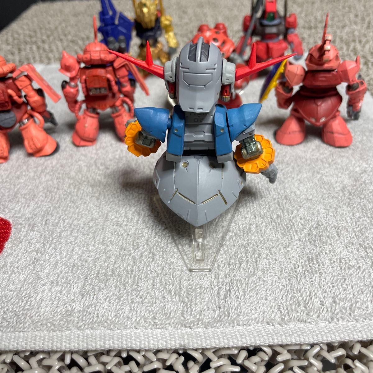 ガンダム コンバージ シャア専用機、クワトロ機 ガンダムコンバージ シャア専用 クワトロ機|Yahoo!フリマ(旧