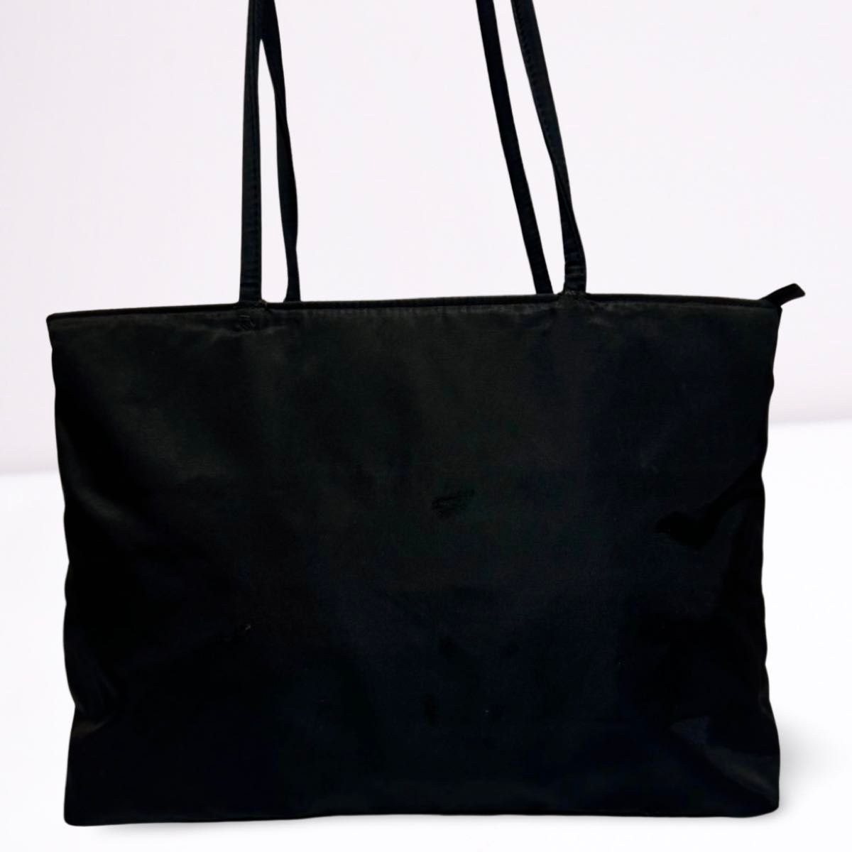 PRADA ナイロン ハンドバッグ A4○ 三角ロゴ カデナ ブラック プラダ PRADA プラダ トートバッグ 肩掛け ナイロン 黒 ブラック 三角