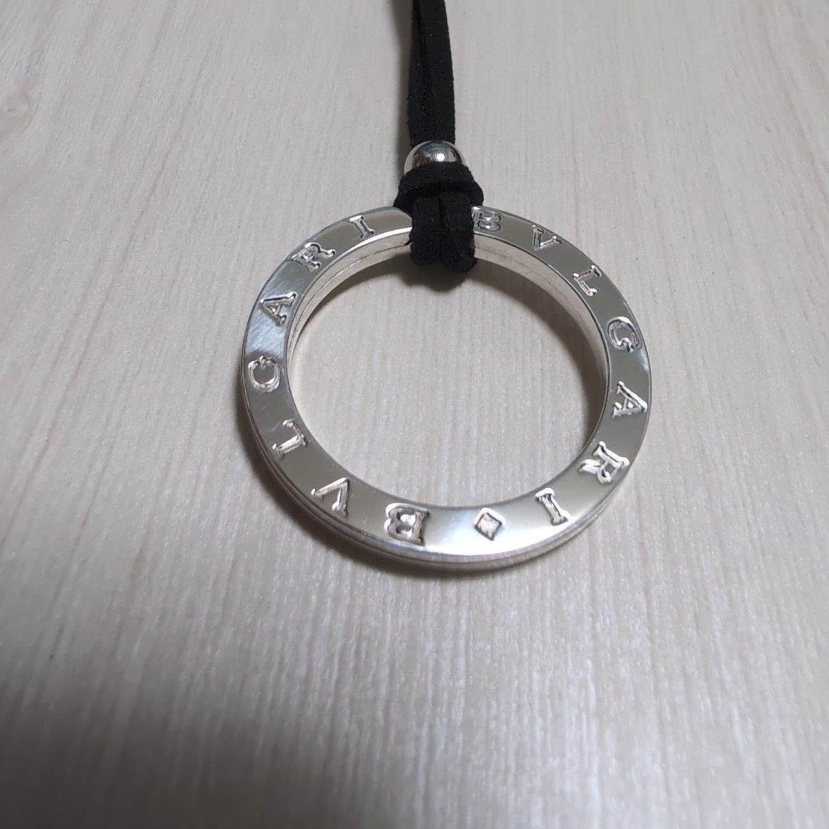 美品 BVLGARI ブルガリ ブルガリ キーリング ペンダントトップ シルバー 美品 BVLGARI ブルガリ キーリング ペンダント アクセサリー