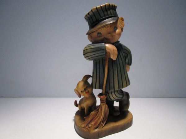 生産終了品 イタリア ANRI 木彫りアンリ人形 Juan Ferrandiz ‘Sweeper’ 14.5cmH_画像10