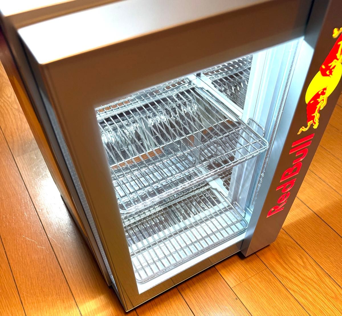 RedBull 冷蔵庫 卓上 ショーケース ディスプレイ 非売品 レッドブル レッドブル RedBull 冷蔵庫 卓上 ショーケース ディスプレイ