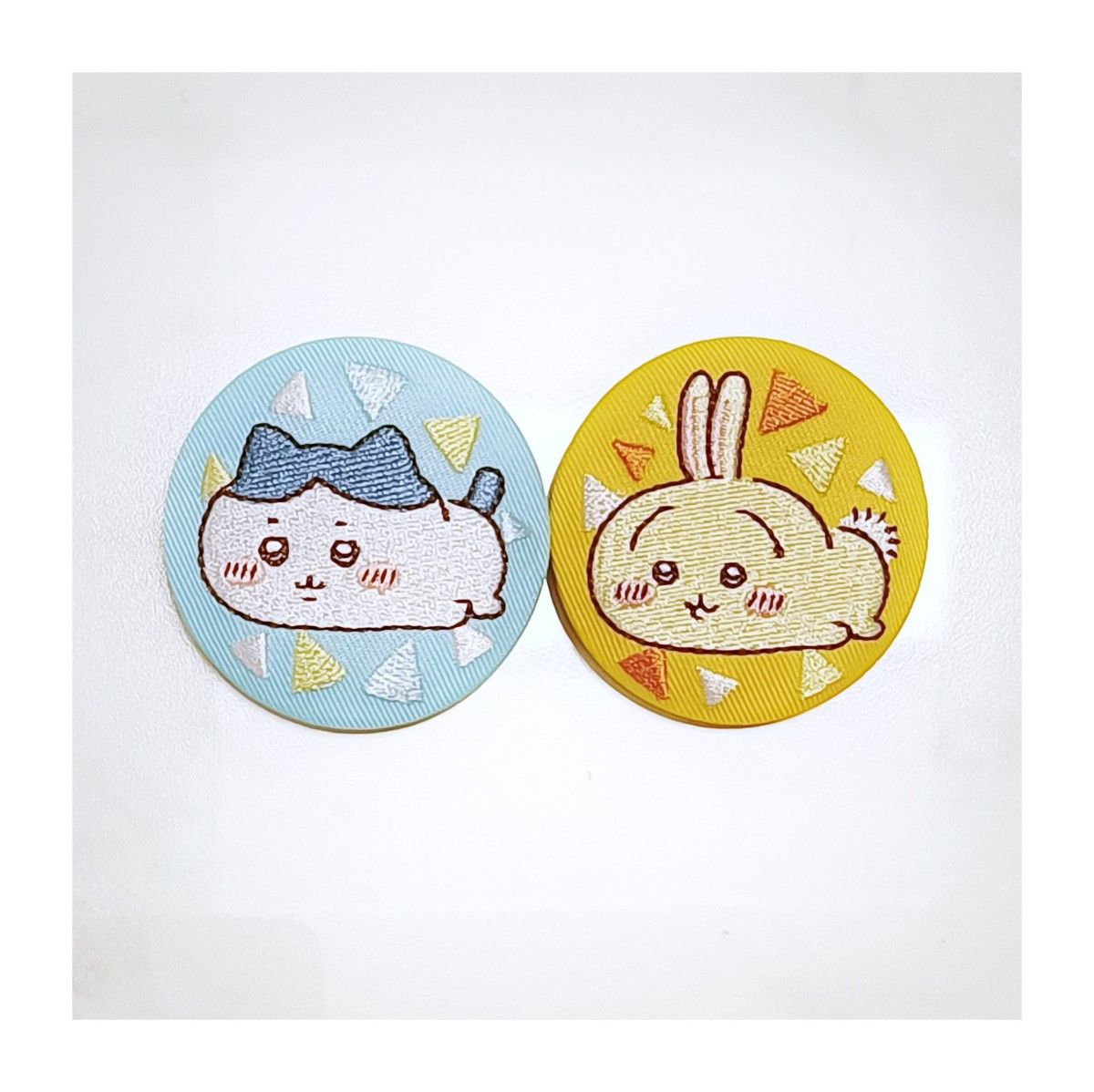最初期 ちいかわ 織り布缶バッジ うさぎ ハア? ちいかわ刺繍缶バッジ ハチワレ&うさぎ|Yahoo!フリマ(旧