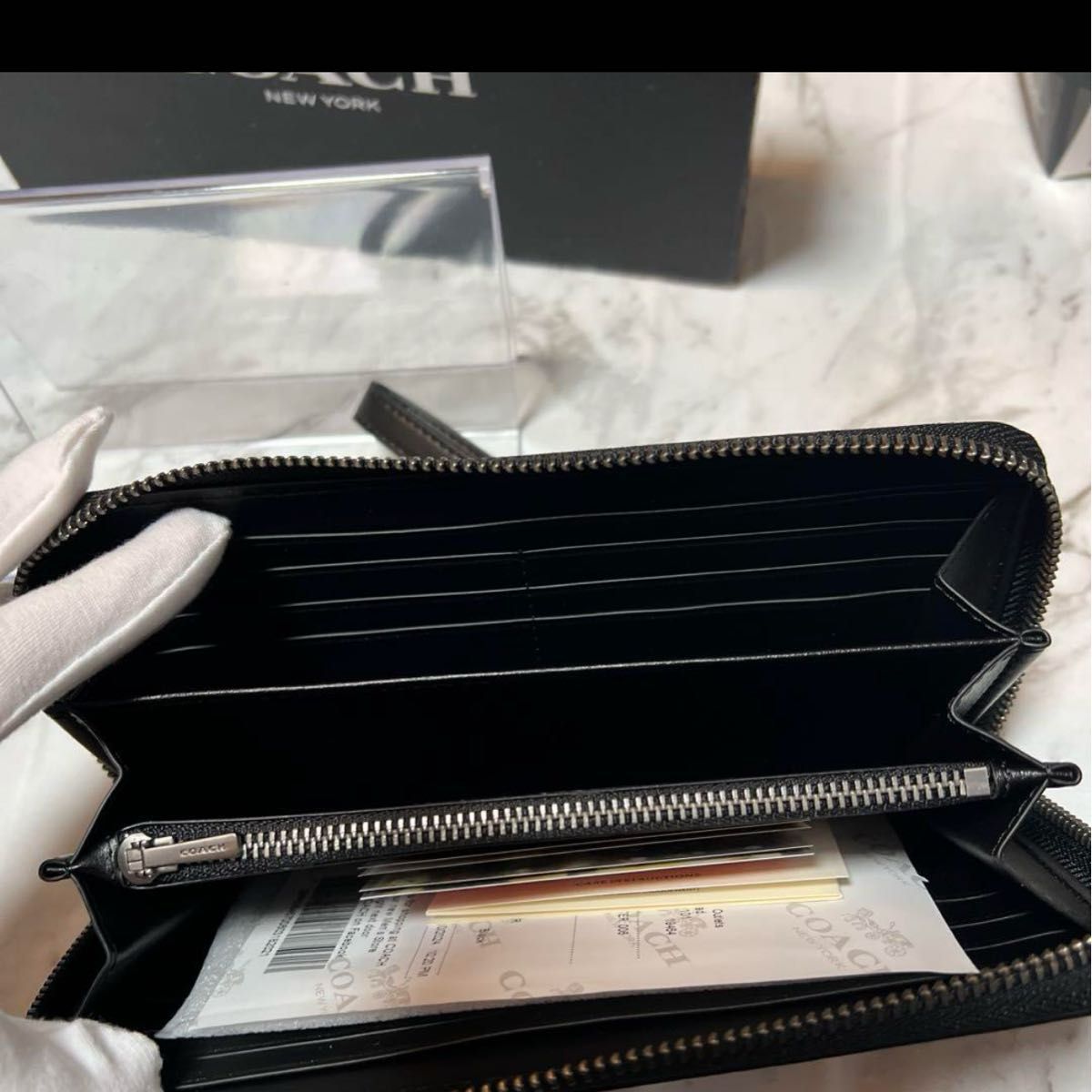 COACH 長財布 シグネチャー ラウンドファスナー新品未使用 人気色 コーチ COACH 長財布シグネチャー ラウンドファスナー