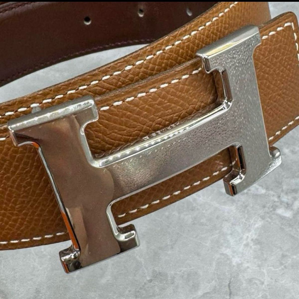 【美品】人気サイズ・カラー♡コンスタンス Hベルト70ベージュ系 シルバー 美品】人気サイズ・カラーコンスタンス Hベルト70ベージュ系