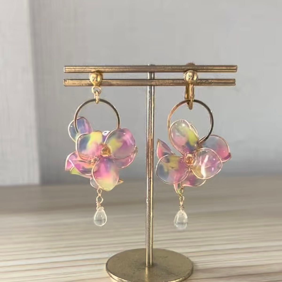 【個数限定価格】ネオンブーケピアス/イヤリング