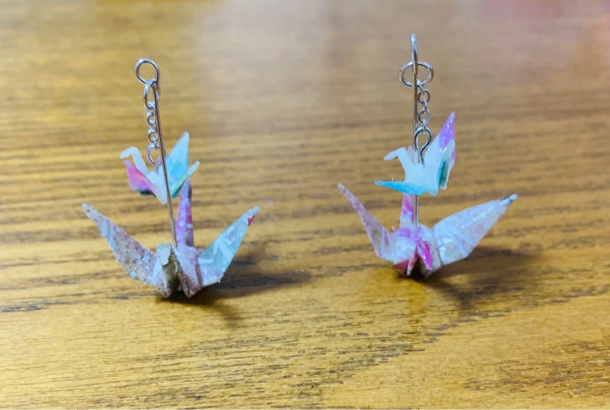 Paypayフリマ 折り鶴ピアス イヤリング 親子鶴 友禅和紙 ハンドメイド Paypayフリマ 折り鶴ピアス イヤリング 親子鶴 友禅和紙 ハンドメイド